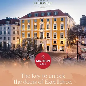 https://palacio-ludovice-wine-experience-hotel.hotels-lisbon-portugal.com