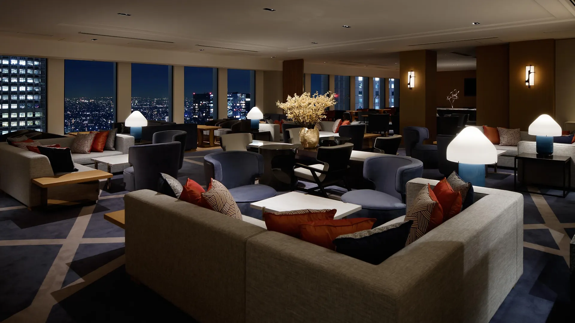 Keio Plaza Hotel Tokyo 5*,
