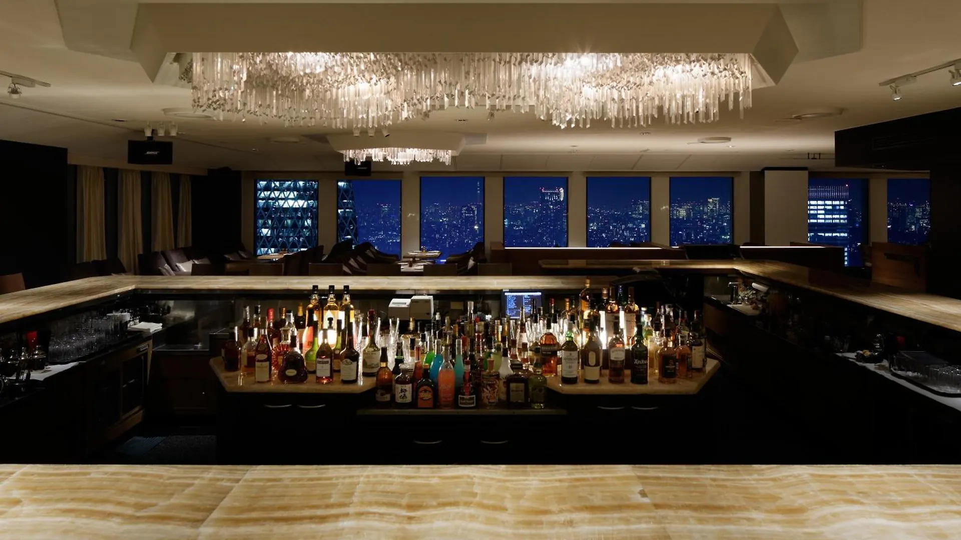 Keio Plaza Hotel Tokyo 5*,