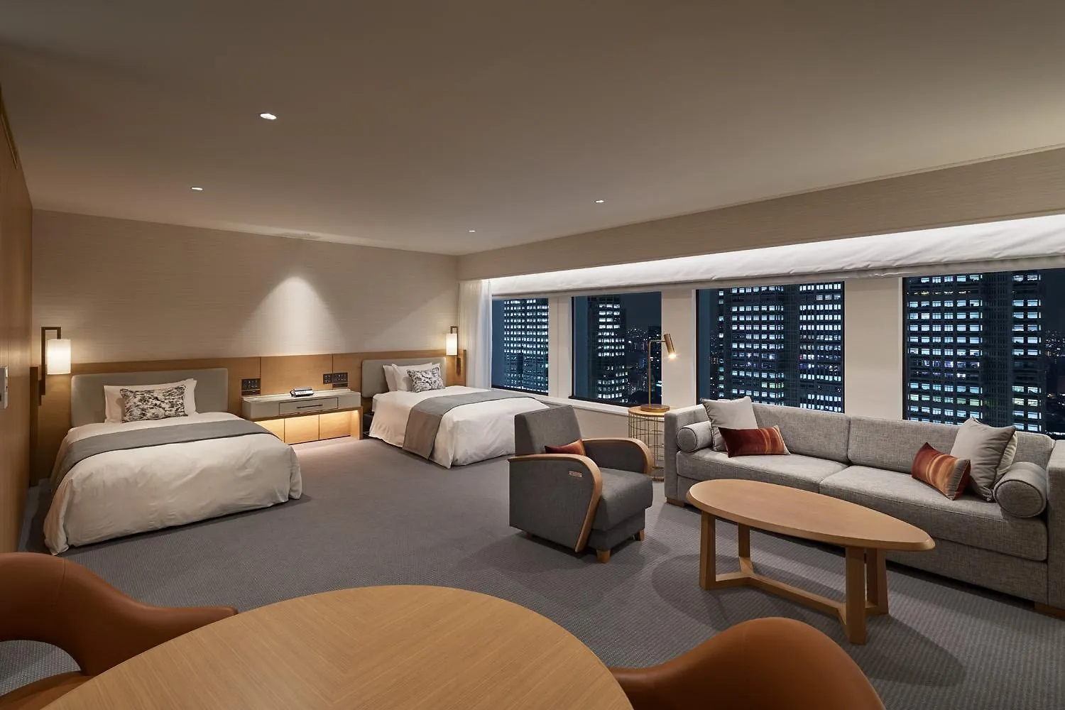 Keio Plaza Hotel Tokyo 5*,